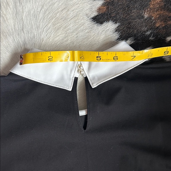 NWT Karl Lagerfeld Black Top with White Collar and Pearl Button Accents - Picture 8 of 10